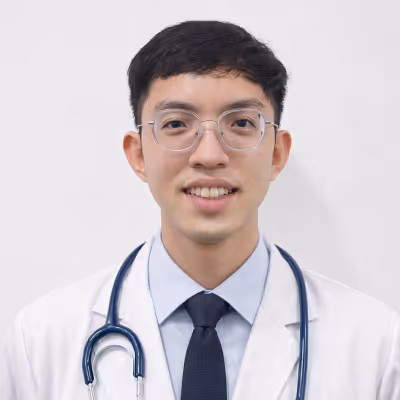 Dr Low Yee Hang